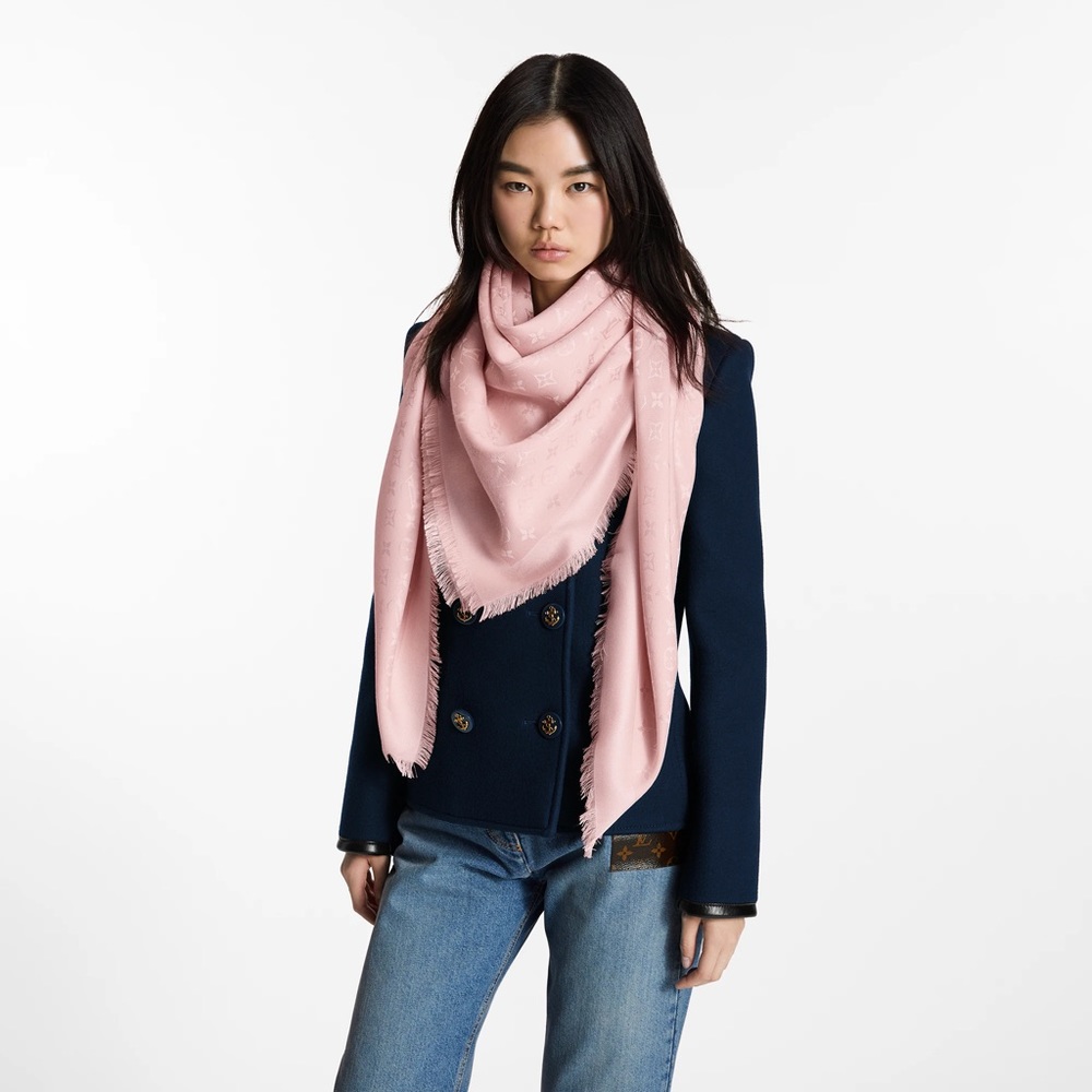 LOUIS VUITTON M70805 Monogram Shine Shawl MSRP $730.00 VELVET ROSE - Picture 7 of 13